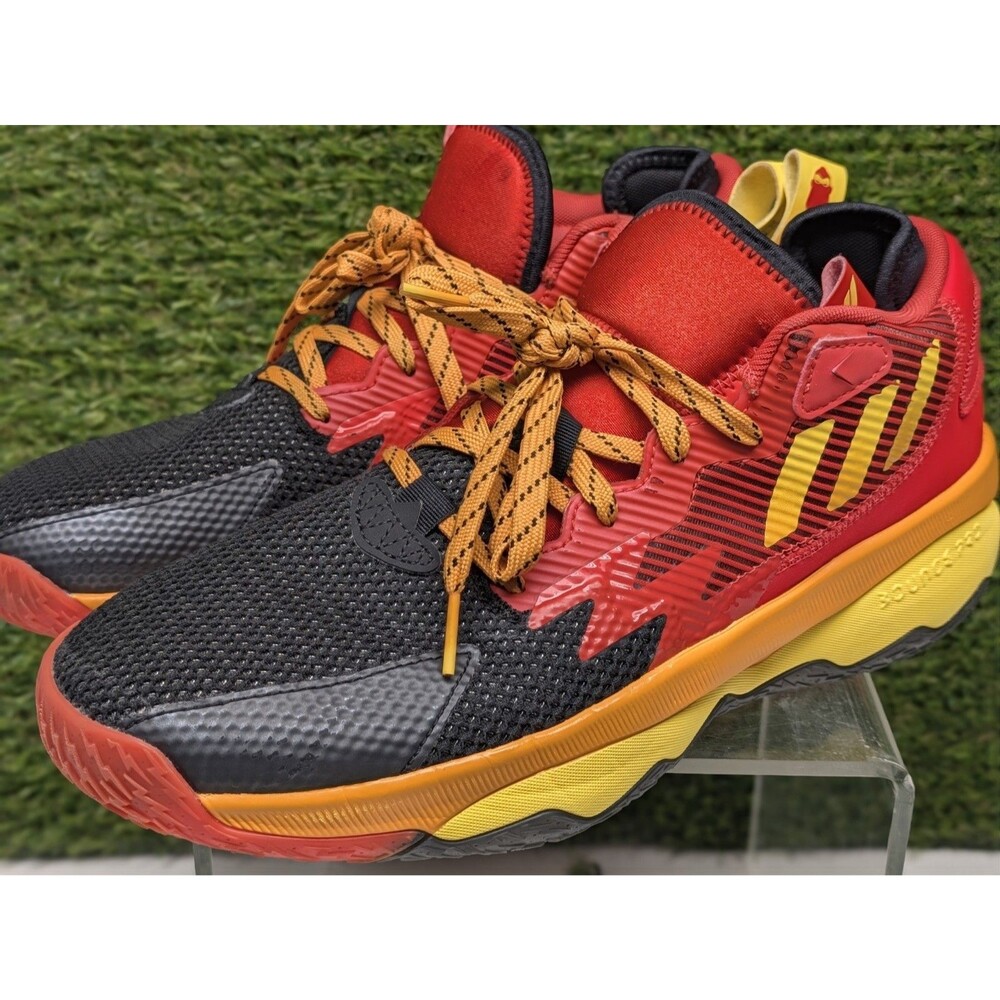 Adidas Dame 8 Mr. Incredible Basketball Men Sz 9.5 Disney Pixar Incredibles